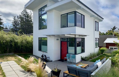 Eastsound House | Central/Modern/Immaculate/Family Friendly