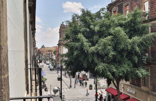Downtown Mexico City Apartment | Charming 1-bedroom apartment in enchanting Ciudad de México with WiFi