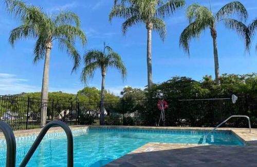 Palm Harbor House | Charming 2/2 Townhome: Private Etrnce, patio, pool