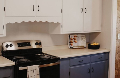 St. Charles Apartment | Charming 2-bedroom upper apartment in fabulous downtown Saint Charles, MN.