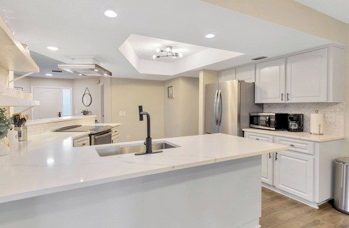 Tarpon Springs House | Charming 3 Bedroom Home Sunset Beach