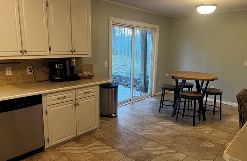 Rosewood House | Charming 3-bedroom house in Rosewood close to USC/Ft.Jackson