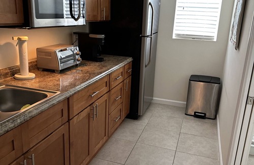 McGregor Apartment | Charming canal-front apartment with king bed, AC, WiFi, in phenomenal Fort Myers