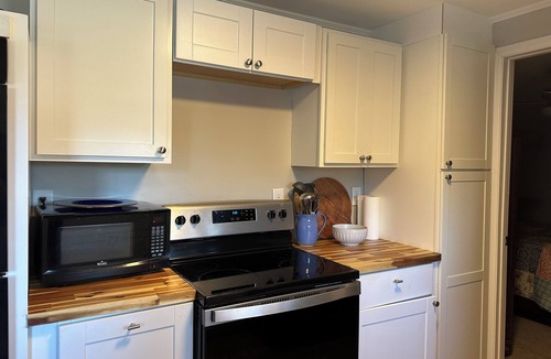 Woodruff House | Charming Home Between Greenville & Spartanburg