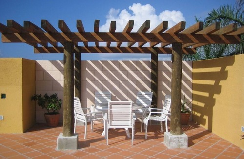 Gonzalo Guerrero Condo | Charming Mexican Style Condo with a fantastic location