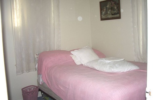 Ortley Beach Cottage | Charming Seaside Park 3-bedroom cottage 1/2 Block From Beach - 21 L Street