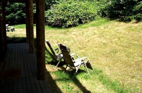 Lummi Island Cottage | Charming Suite Rental with Deluxe Kitchen on Family Farm on Lummi Island