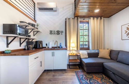 Austin Cottage | Charming Tiny Home Cottage - East Side!