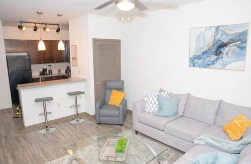 Atlantic Station Area Apartment | Chic 2 BR experience | Midtowns BEST |FREE Parking