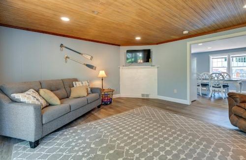 Lake Wissota House | Chippewa Falls Retreat on Lake Wissota w/2 Decks!