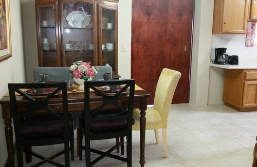 Ampliacion Mazatlan Villa | Christy's Villa # 4 "Spacious,Beautifully decorated one bedroom w/Bathtub!