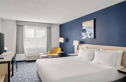 Freeport Hotel | City Express By Marriott Freeport