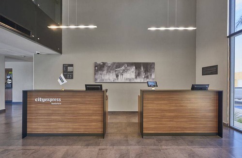 Celaya Hotel | City Express Celaya Galerias