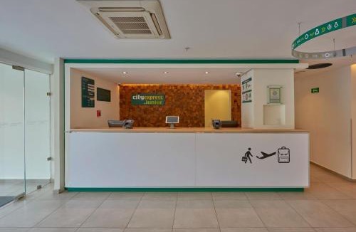 Cuautlancingo Hotel | City Express Junior by Marriott Puebla FINSA