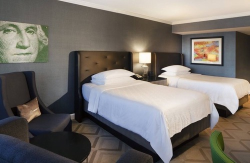 West End Hotel | Classic City Stay Near Potomac Waterfront | Pet-friendly | 4 Units