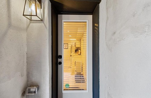 Bloomingdale Apartment | Classy Central DC Bloomingdale 1-BR Getaway