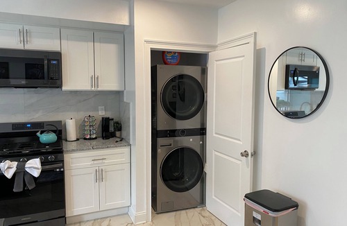 Greenville House | Clean & Cozy 1BR in Jersey City Near NYC, Safe Area