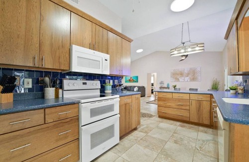 Palm Harbor House | Coastal SeaRenity - Summer Poolside canal escape!
