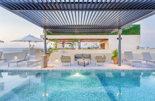 12th Street Apartment | Coco & Sea Singular Joy 1 BedRoom