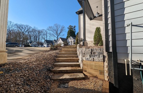 East Cobb House | Colony Suite - Bridgegate