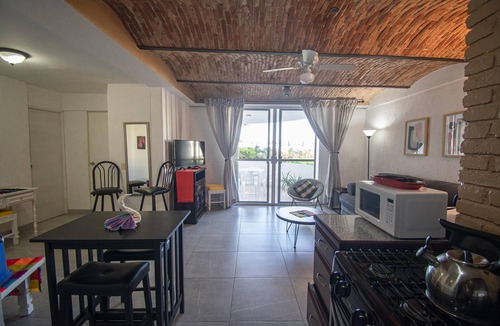 Marina Mazatlan Condo | Come to the Warmth at La Marina Tenis