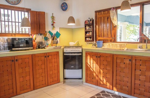 Sinanche House | Comfortable beds & a hot meal await you. Beach front. LasTunas - Telchac Pto.