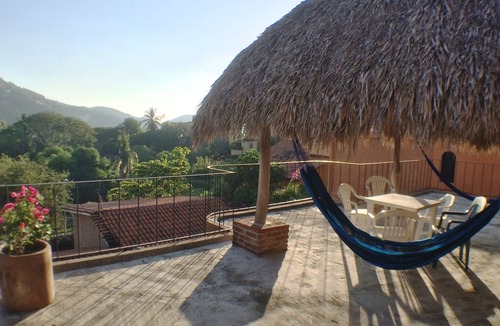 Ixtapa - Zihuatanejo Apartment | Comfortable One-Bedroom La Ropa Apartment