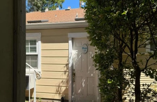Calistoga Apartment | Completely private bedroom with ensuite bathroom for one person.