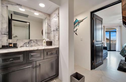 Centro House | Completely Remodeled 2BD-2BA Plaza Bonita