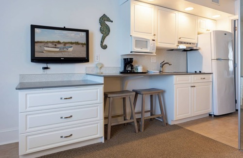 Avalon Hotel | Concord Suites