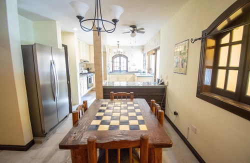 El Cid House | Conde de Oviedo Whole Home with Pool