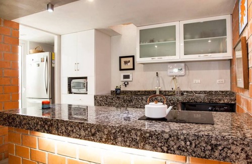 Jardines de Ahuatepec House | Contemporary beautiful home in Lush area