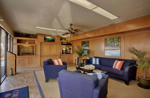 Ormond Beach Hotel | Coral Sands Inn