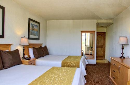 Ensenada Hostel | Corona Hotel & Spa