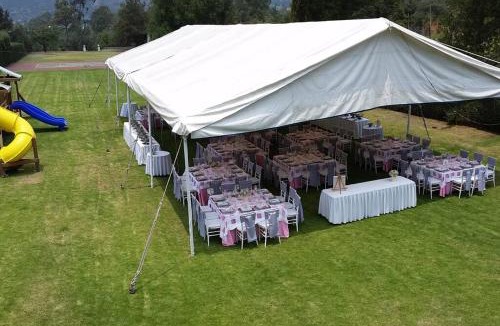 Tepetlaoxtoc House | Country house with 2,500m of garden and playground