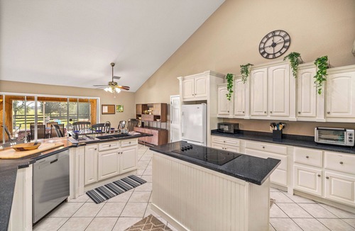Morriston House | Country Ranch – Spacious Home, Sunrises, Pasture Views, & Minutes to WEC & HITS