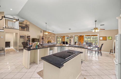 Morriston House | Country Ranch – Spacious Home, Sunrises, Pasture Views, & Minutes to WEC & HITS