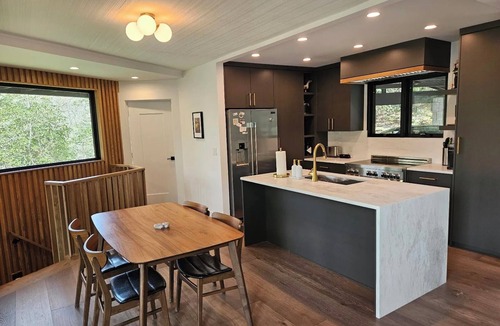 Lake Sequoyah House | Couples Retreat - Secluded Mountain Home Minutes From Main Street!