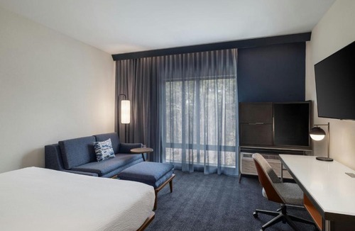 Southern Pines Hotel | Courtyard by Marriott Southern Pines Aberdeen