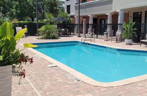 Arlington Hotel | Courtyard by Marriott Jacksonville I-295/East Beltway