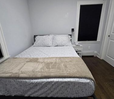 Westerleigh Apartment | Cozi Haven