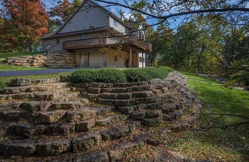 Jo Daviess County Condo | Cozy 1 bed 1 bath Walkout Condo in private wooded neighborhood