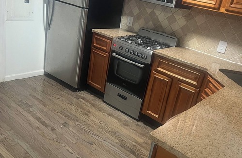 Asbury Park Apartment | Cozy 1-bedroom studio in welcoming Asbury Park with AC