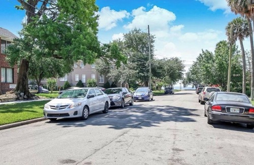 Five Points Apartment | Cozy 2-bedroom apartment in Historic Riverside Jacksonville