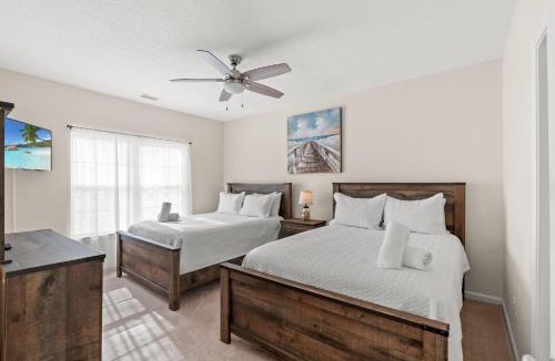 Red Hill House | Cozy 2BR Turnberry Villa Pool and Tennis
