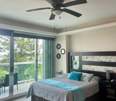 Punta Cancun Apartment | Cozy and Modern