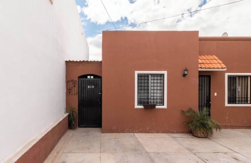 Hermosillo House | Cozy Apartment in Real del Llano, 2 Bedrooms with Garden