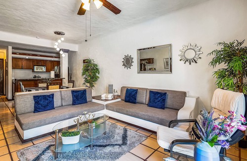 North Hotel Zone Apartment | Cozy apartment w/balcony, pool views, free Wifi