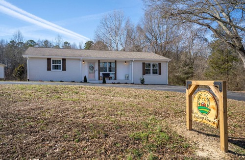 Woodruff House | COZY BRICK RANCH