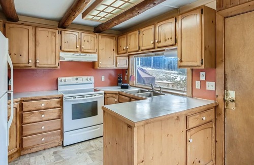 Silverthorne Cabin | Cozy Colorado Log Cabin